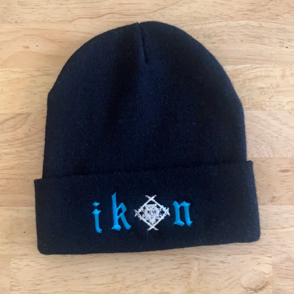 Xavier wulf beanie
